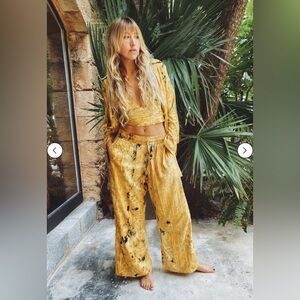 Out Of The Ordianry Lounge set CROP TOP only